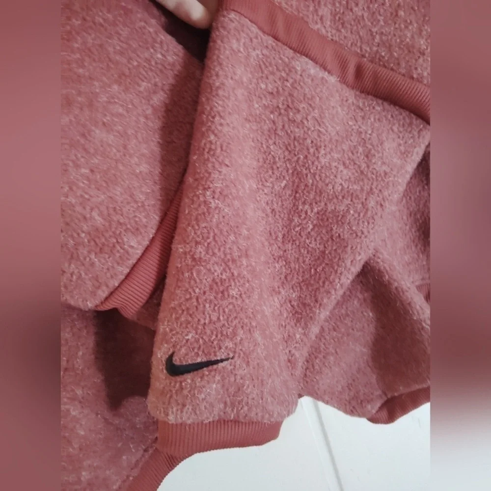 Nike Therma Fleece Cowl Neck Training Pullover - Picture 6 of 8